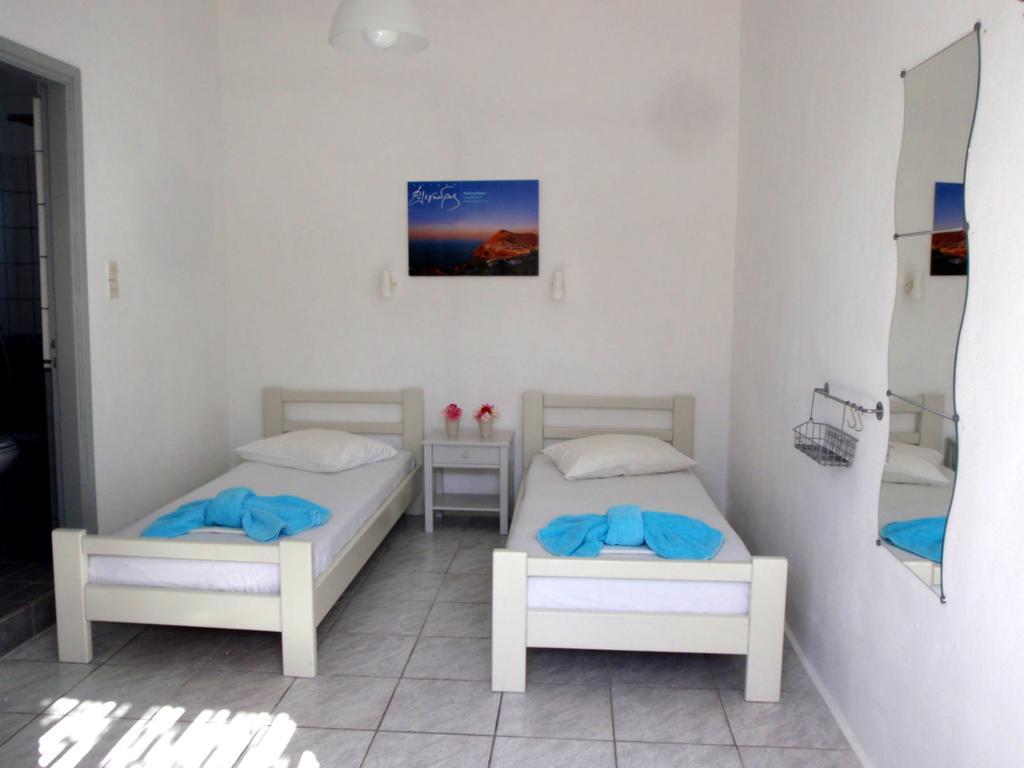 Pavlosx2 Hotel Folegandros Town Room photo